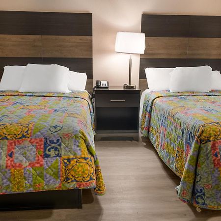 Knights Inn Grand Rapids East Airport Cascade Ngoại thất bức ảnh